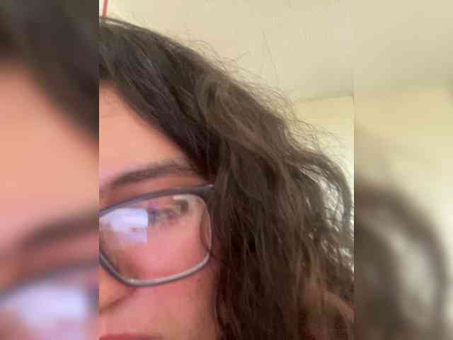 LuanaPowerful LuanaPowerful