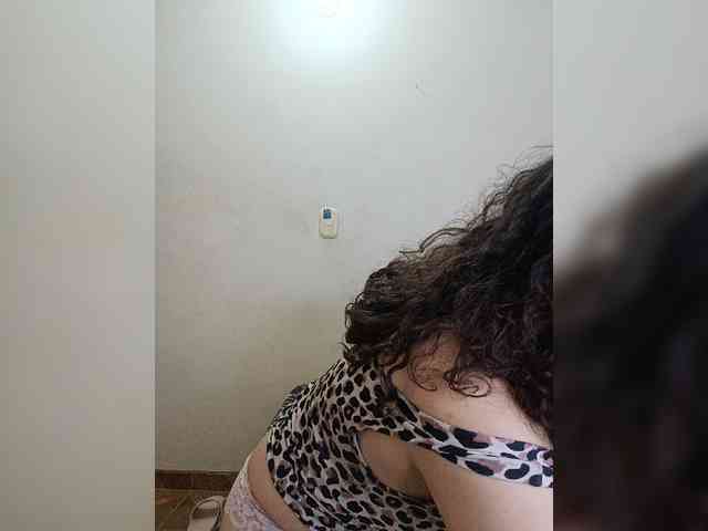 LuanaPowerful webcam