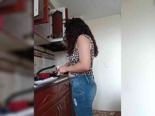 LuanaPowerful webcam