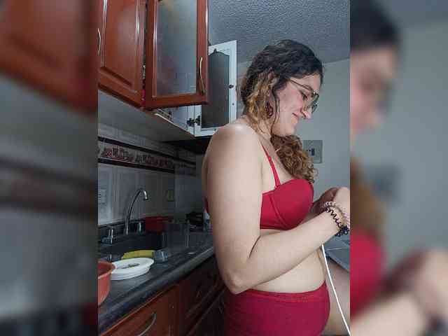 LuanaPowerful webcam