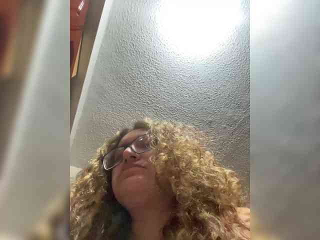 LuanaPowerful webcam