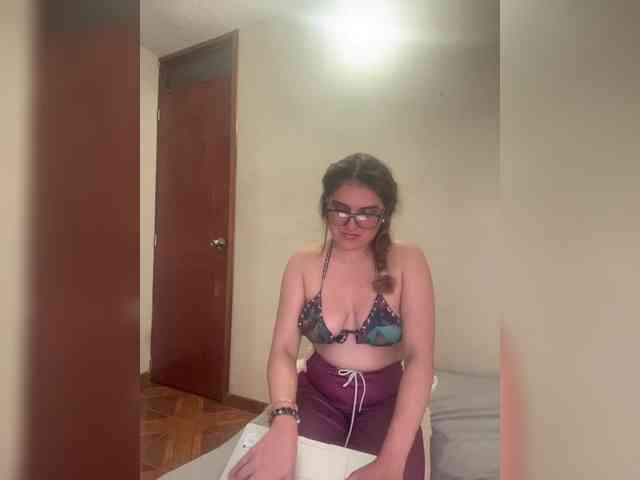 LuanaPowerful webcam