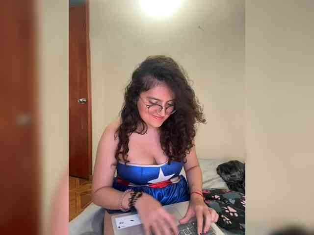 LuanaPowerful webcam