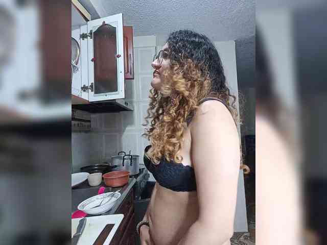 LuanaPowerful webcam