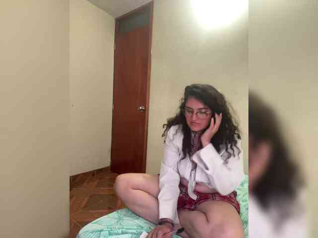 LuanaPowerful webcam