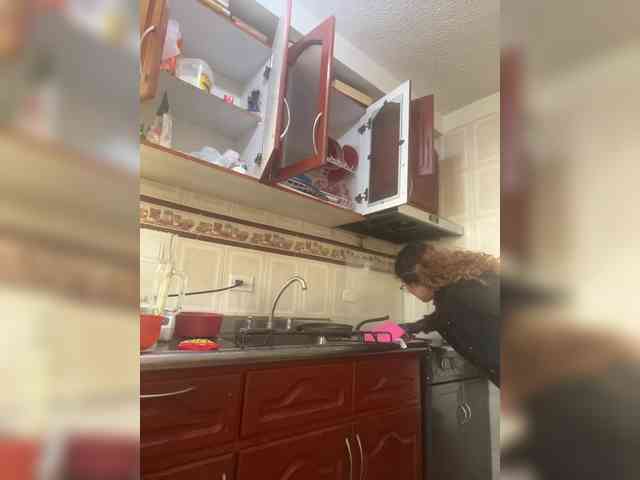 LuanaPowerful webcam