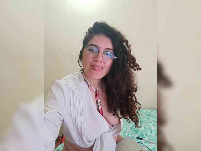 LuanaPowerful webcam