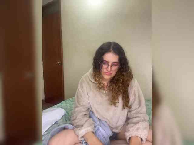 LuanaPowerful webcam