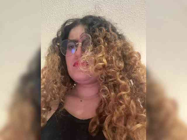 LuanaPowerful webcam