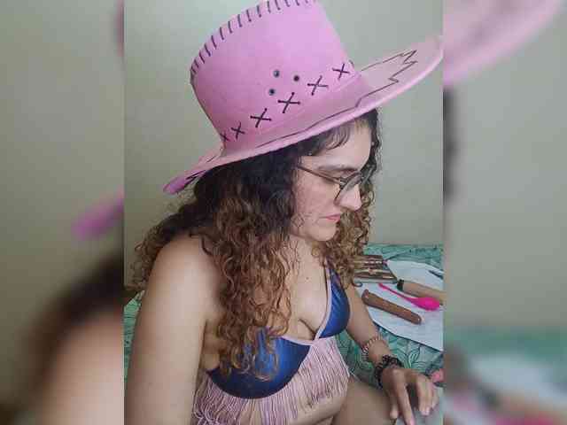 LuanaPowerful webcam