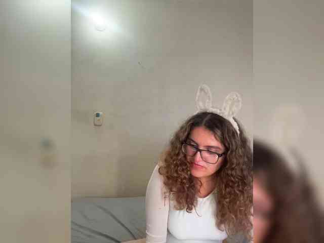 LuanaPowerful webcam