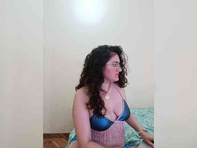 LuanaPowerful webcam