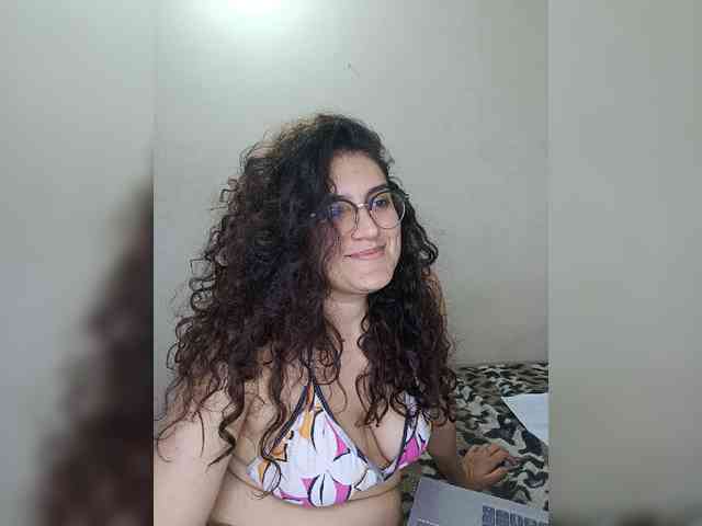 LuanaPowerful webcam