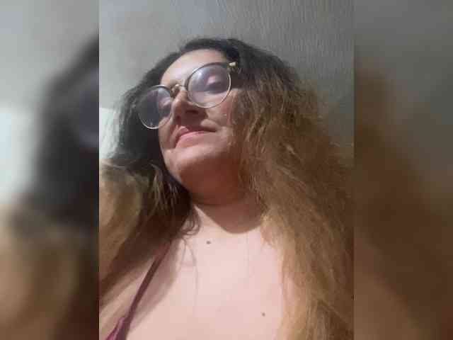 LuanaPowerful webcam