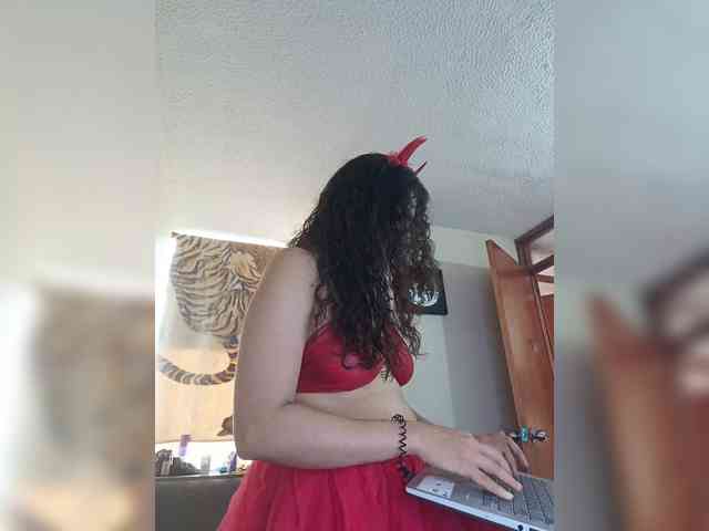 LuanaPowerful webcam