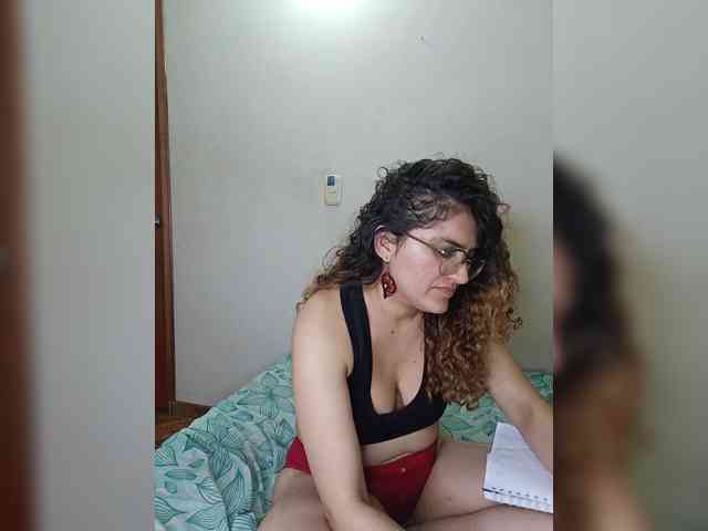 LuanaPowerful webcam