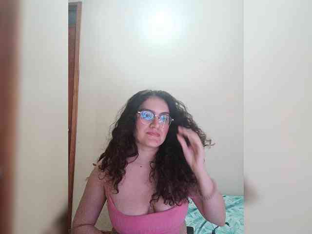 LuanaPowerful webcam