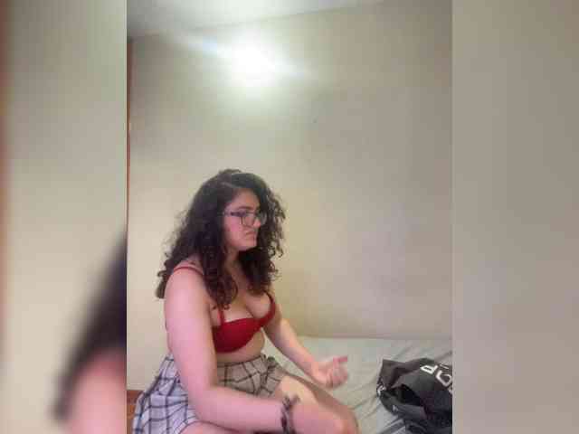 LuanaPowerful LuanaPowerful