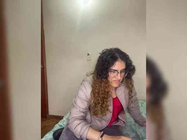 LuanaPowerful webcam