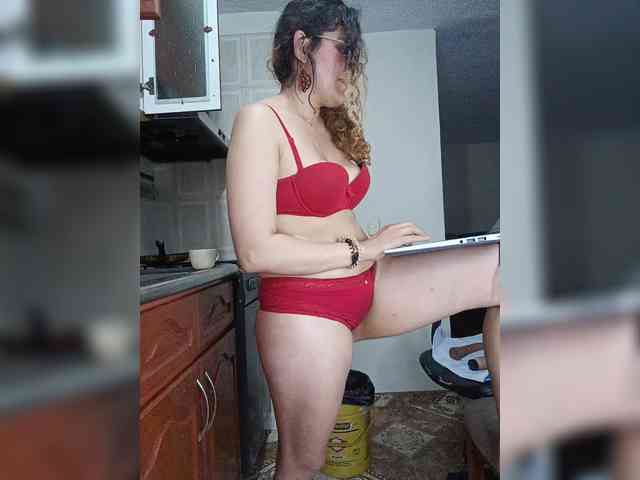 LuanaPowerful webcam