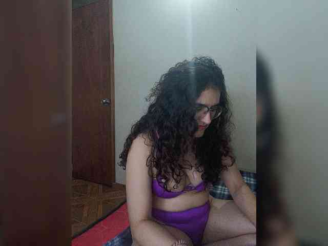 LuanaPowerful webcam