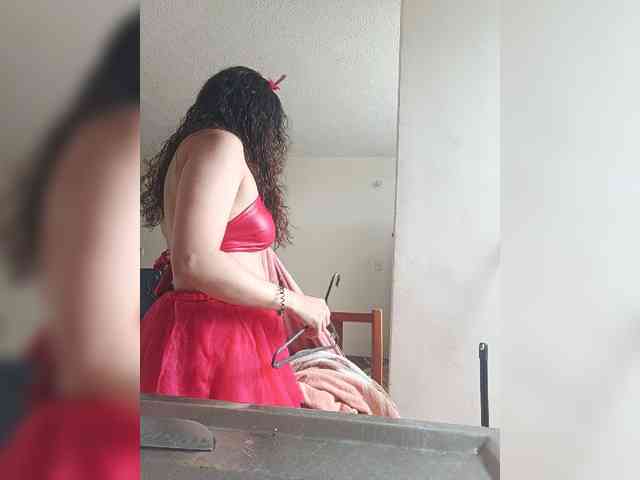LuanaPowerful webcam
