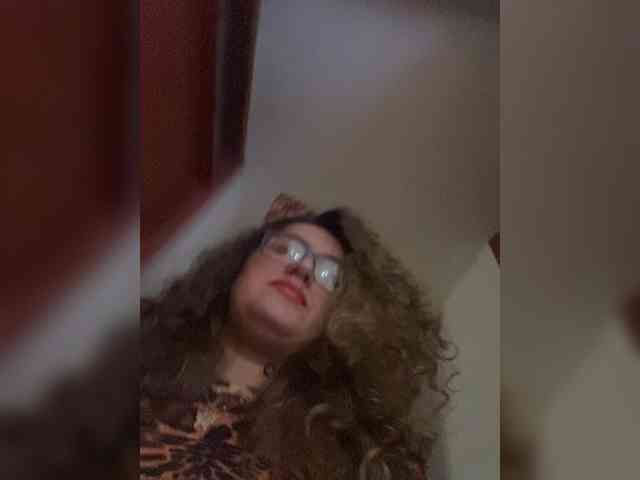 LuanaPowerful LuanaPowerful