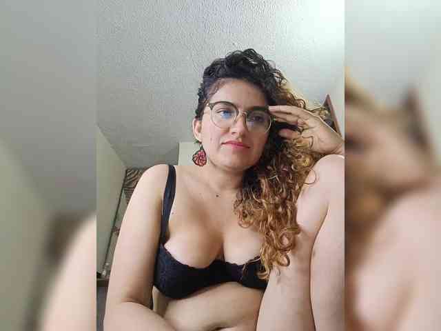 LuanaPowerful webcam