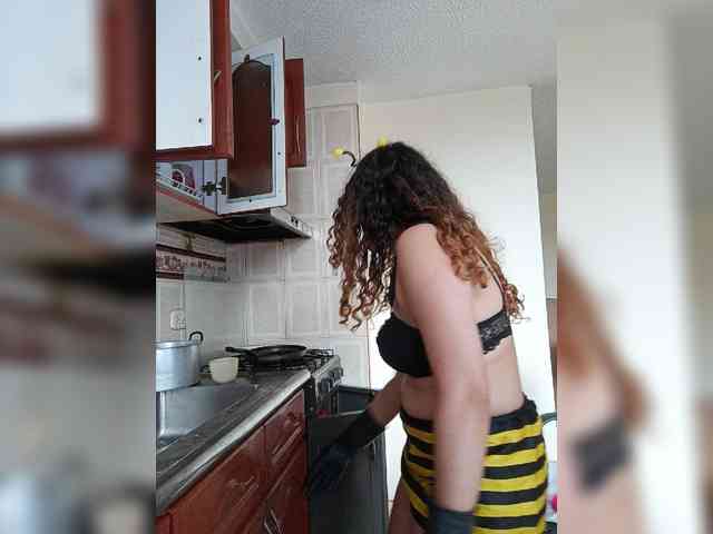 LuanaPowerful webcam