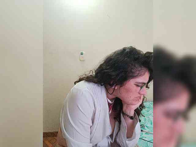 LuanaPowerful webcam