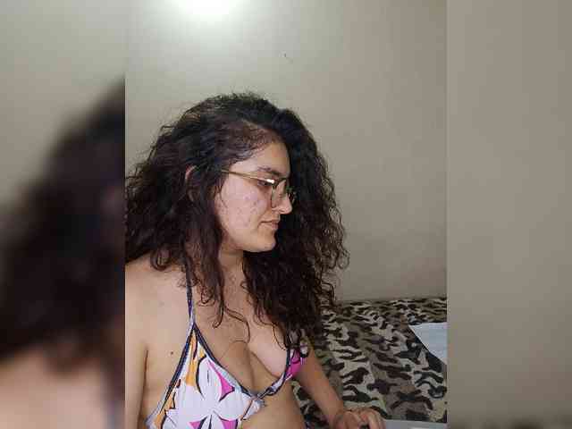 LuanaPowerful webcam