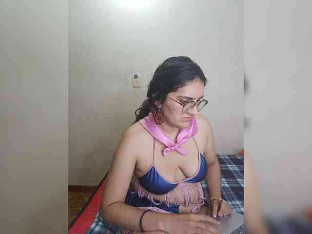 LuanaPowerful webcam