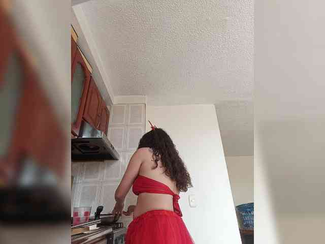 LuanaPowerful webcam