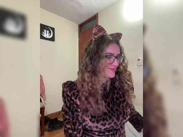 LuanaPowerful webcam