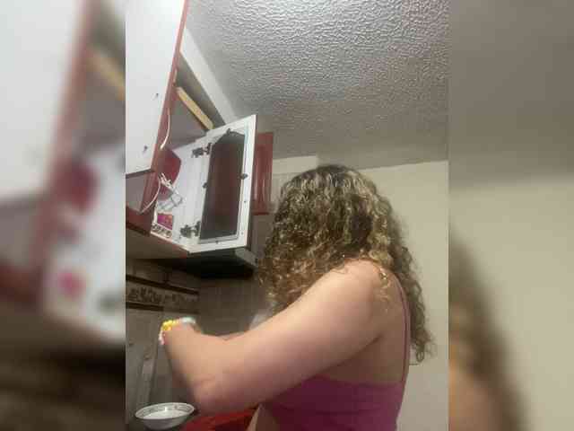 LuanaPowerful webcam