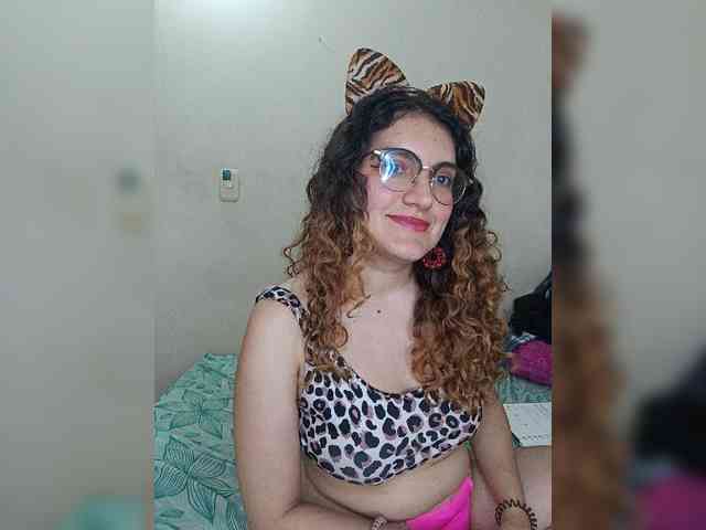 LuanaPowerful webcam