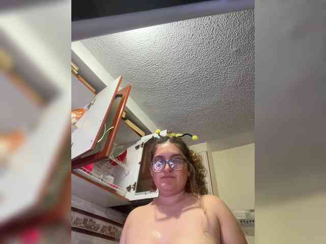 LuanaPowerful webcam