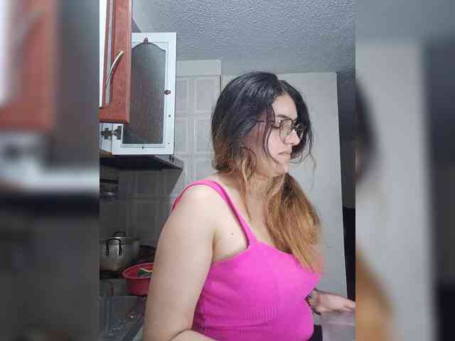 LuanaPowerful webcam