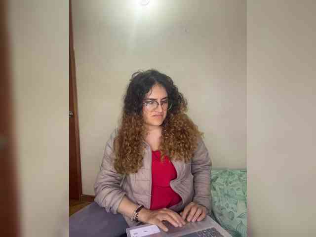 LuanaPowerful webcam