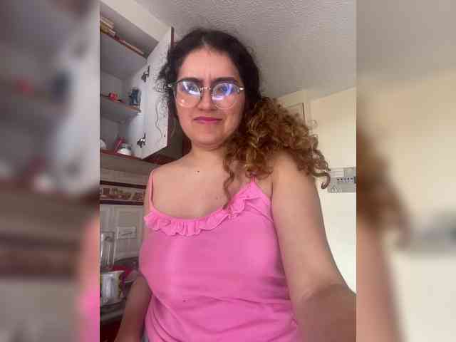 LuanaPowerful webcam