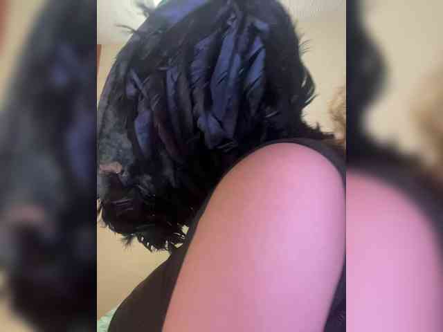LuanaPowerful webcam