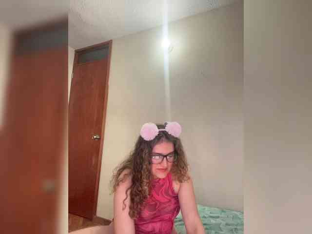 LuanaPowerful webcam