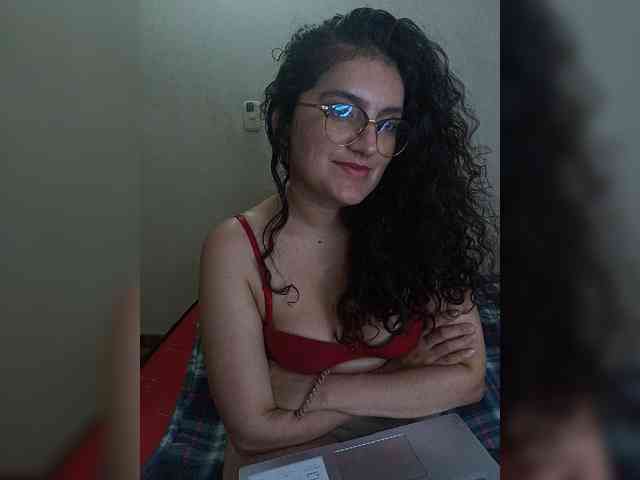 LuanaPowerful webcam