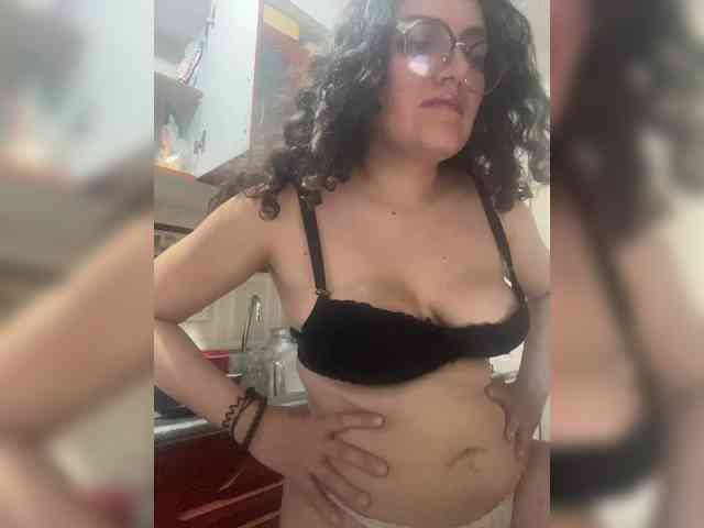 LuanaPowerful webcam
