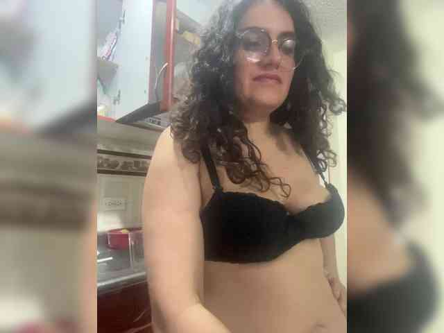 LuanaPowerful webcam
