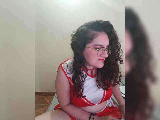 LuanaPowerful webcam