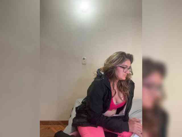LuanaPowerful webcam