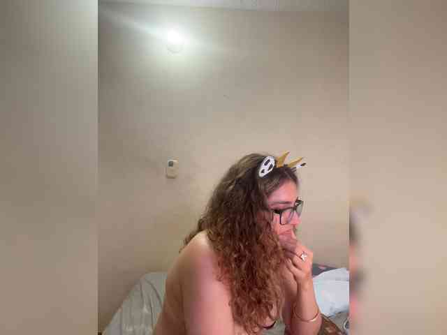 LuanaPowerful webcam
