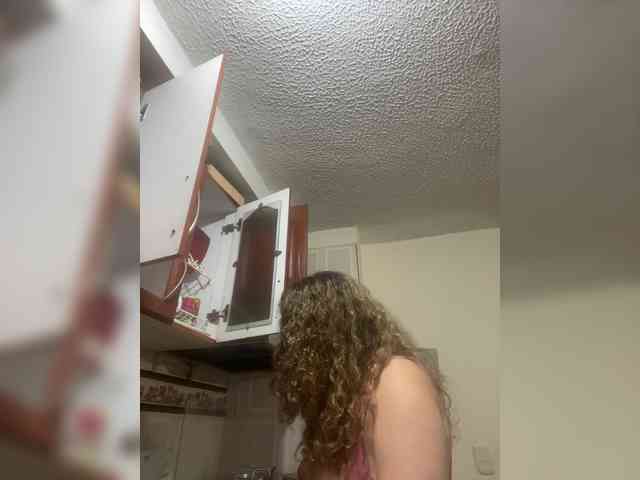 LuanaPowerful webcam