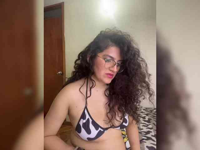 LuanaPowerful webcam
